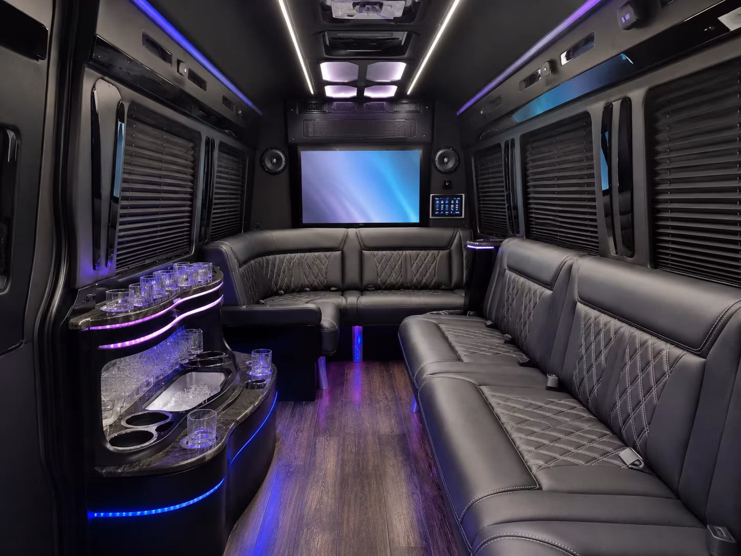 bus rental options for richmond trips