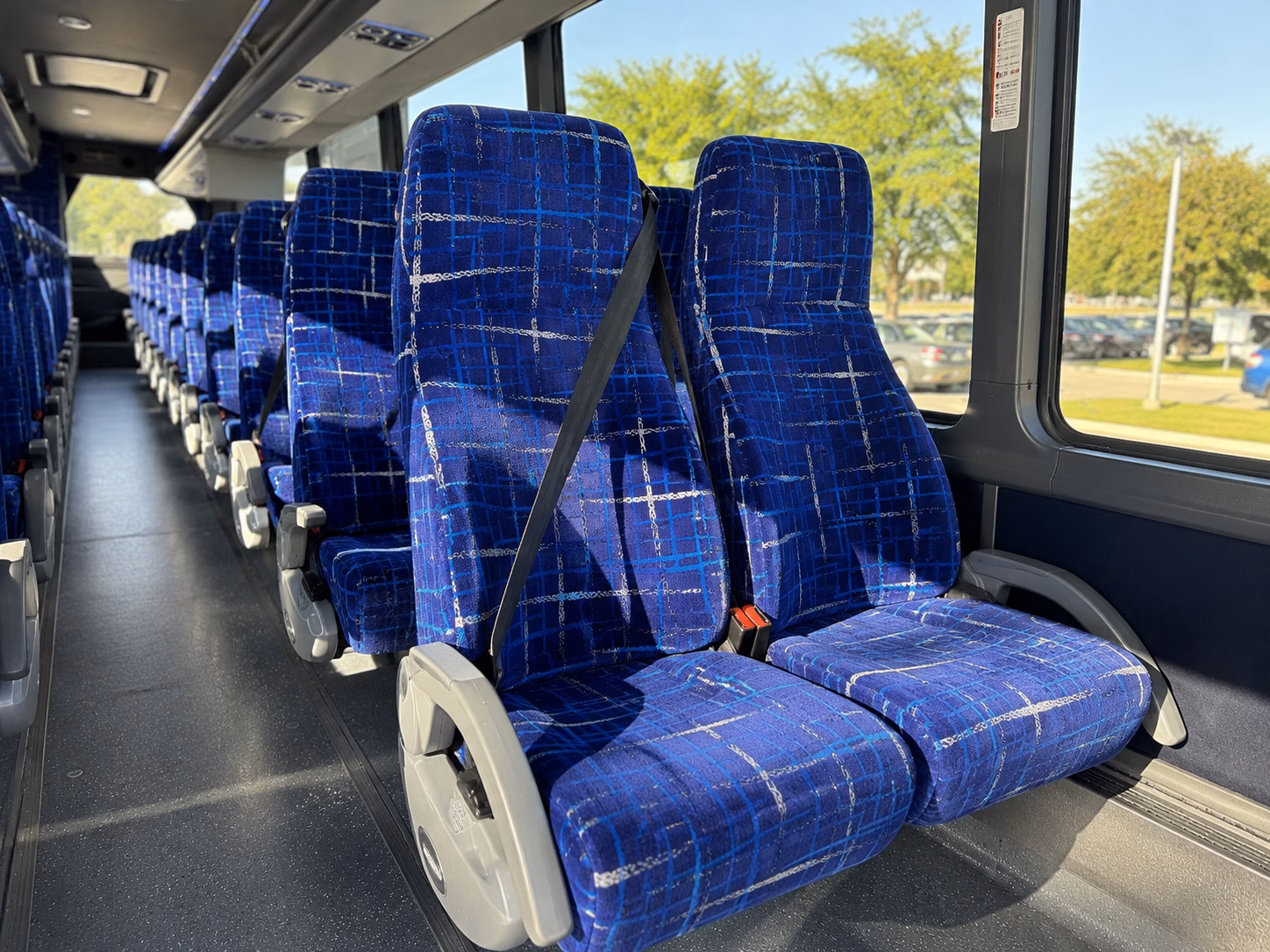 charter bus service from richmond to busch gardens and colonial williamsburg
