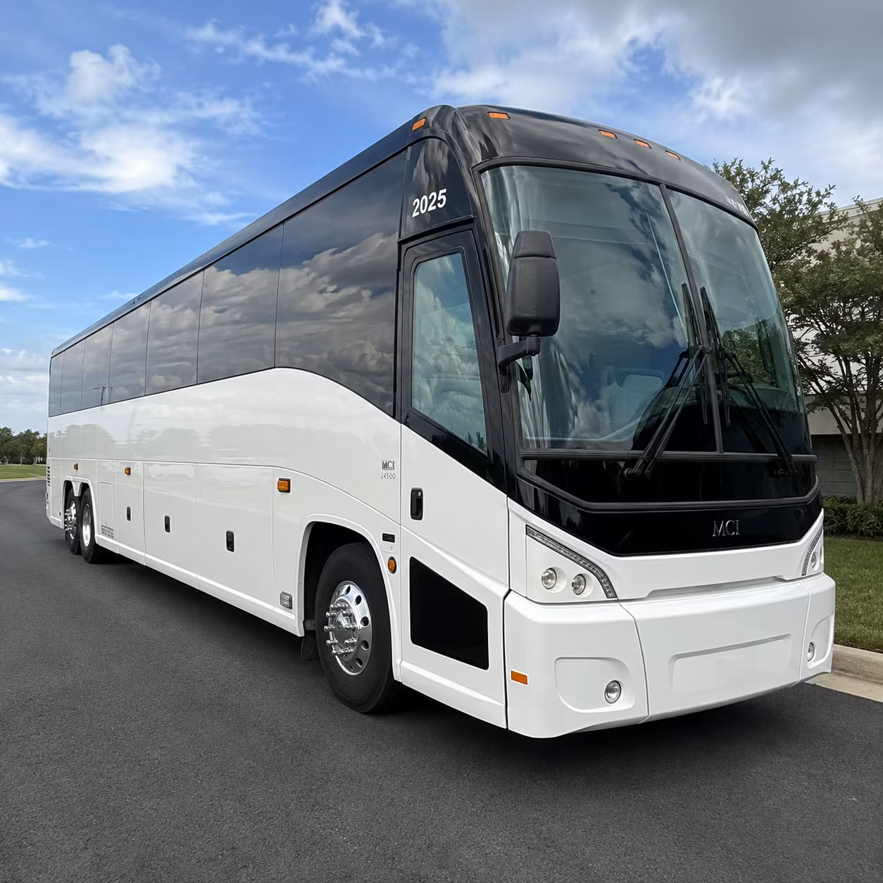 corporate airport transfer buses to and from ric