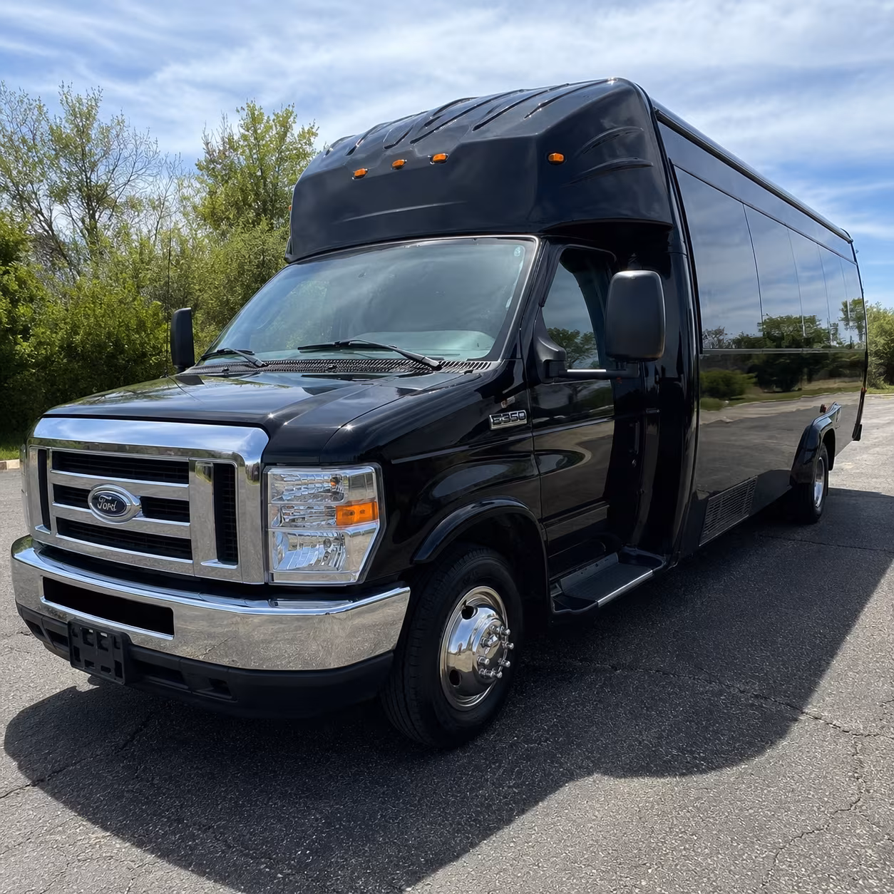 richmond holiday party bus rental