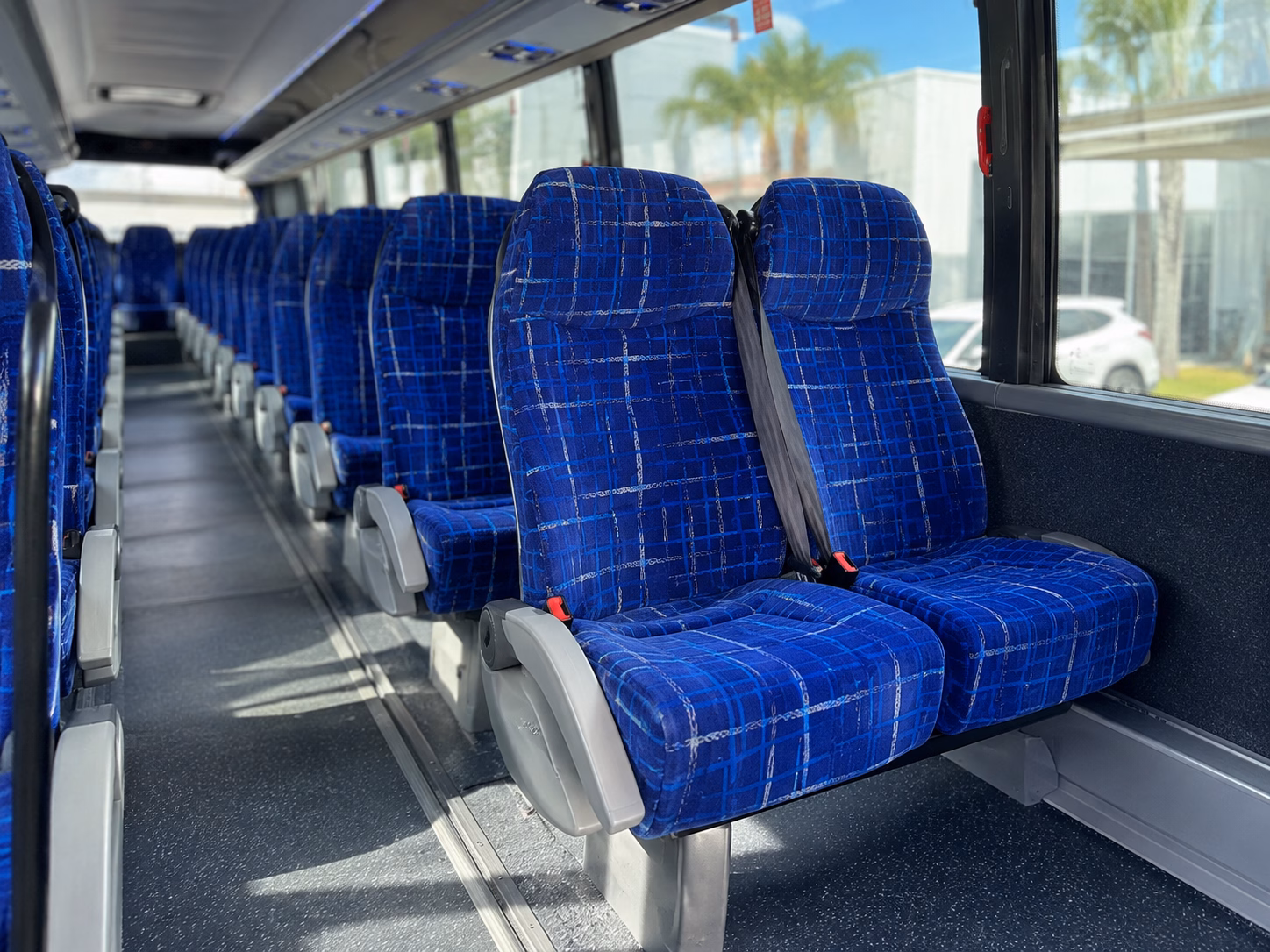 shuttle buses between richmond hotels and your wedding venue